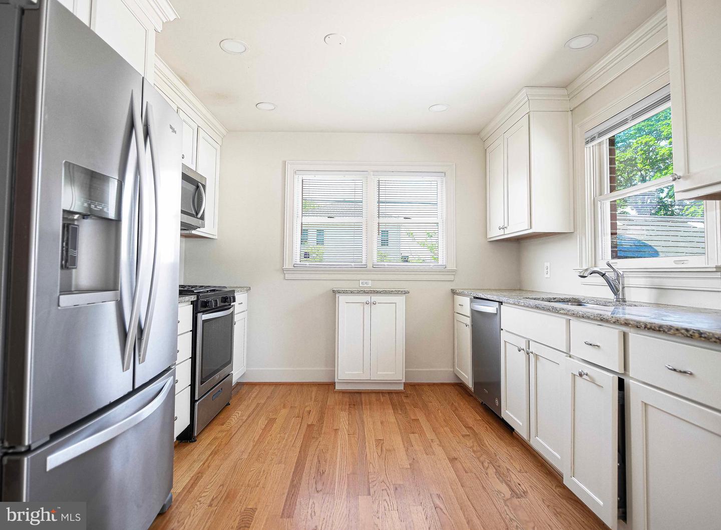 308 Fulford Ave Property Photo 15