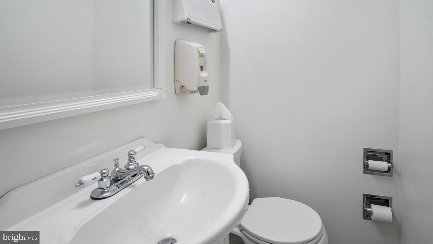 224 N Washington St Property Photo 33