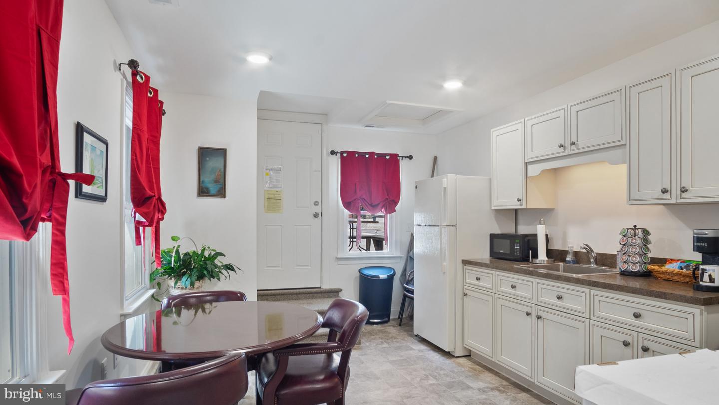 224 N Washington St Property Photo 49