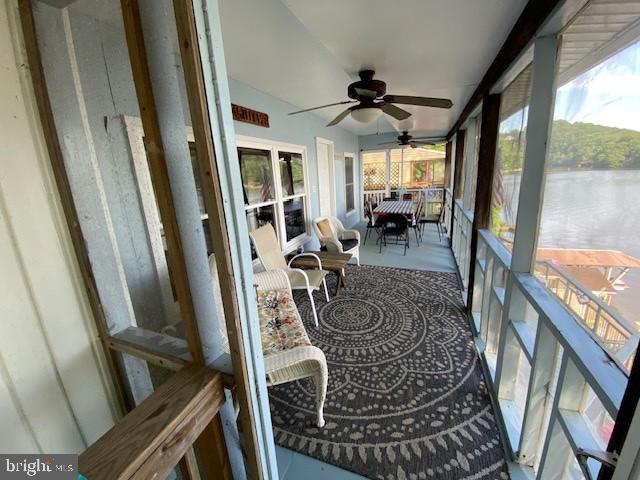 2140 Blackberry Lane Property Photo 5