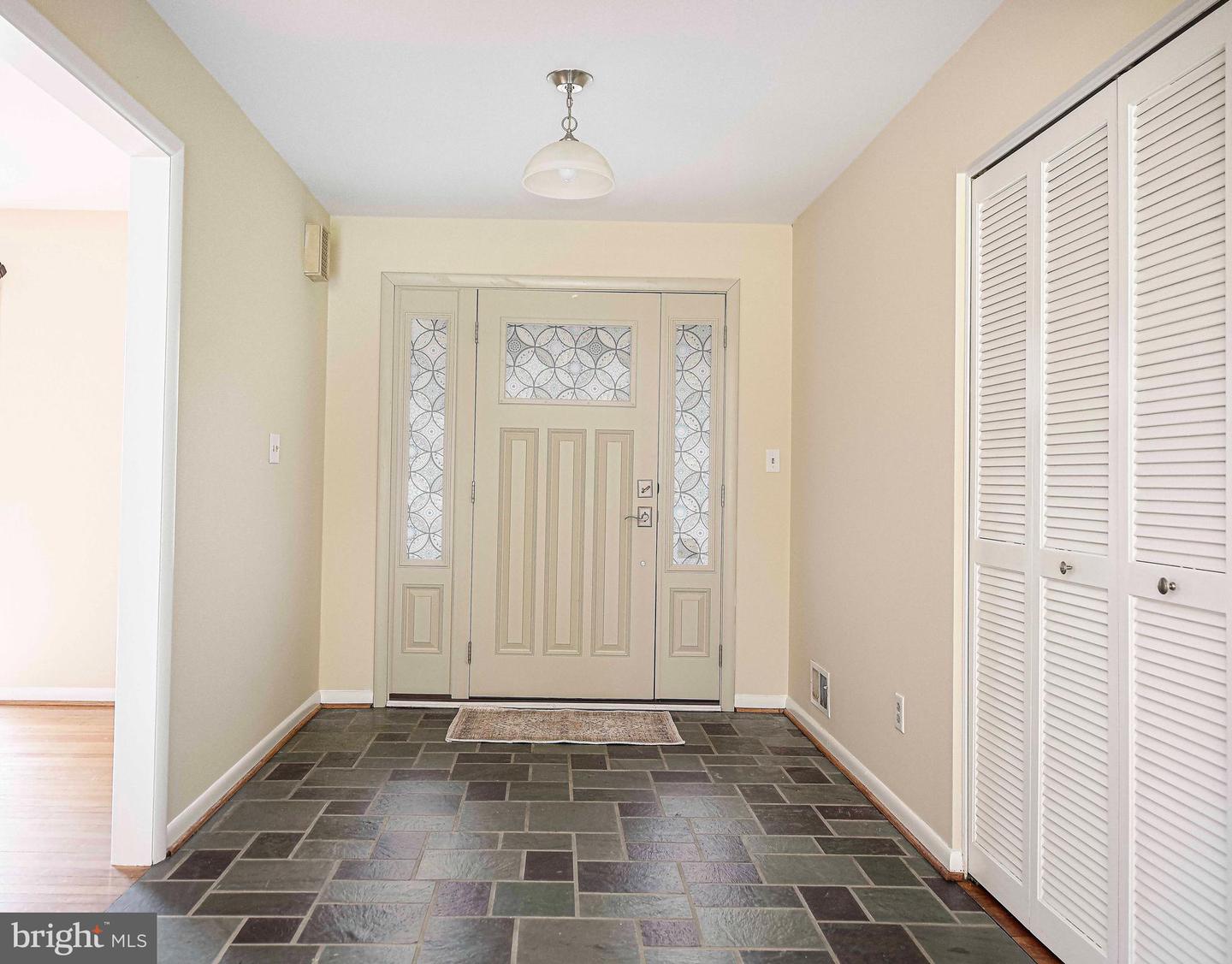 1206 E Macphail Rd Property Photo 7