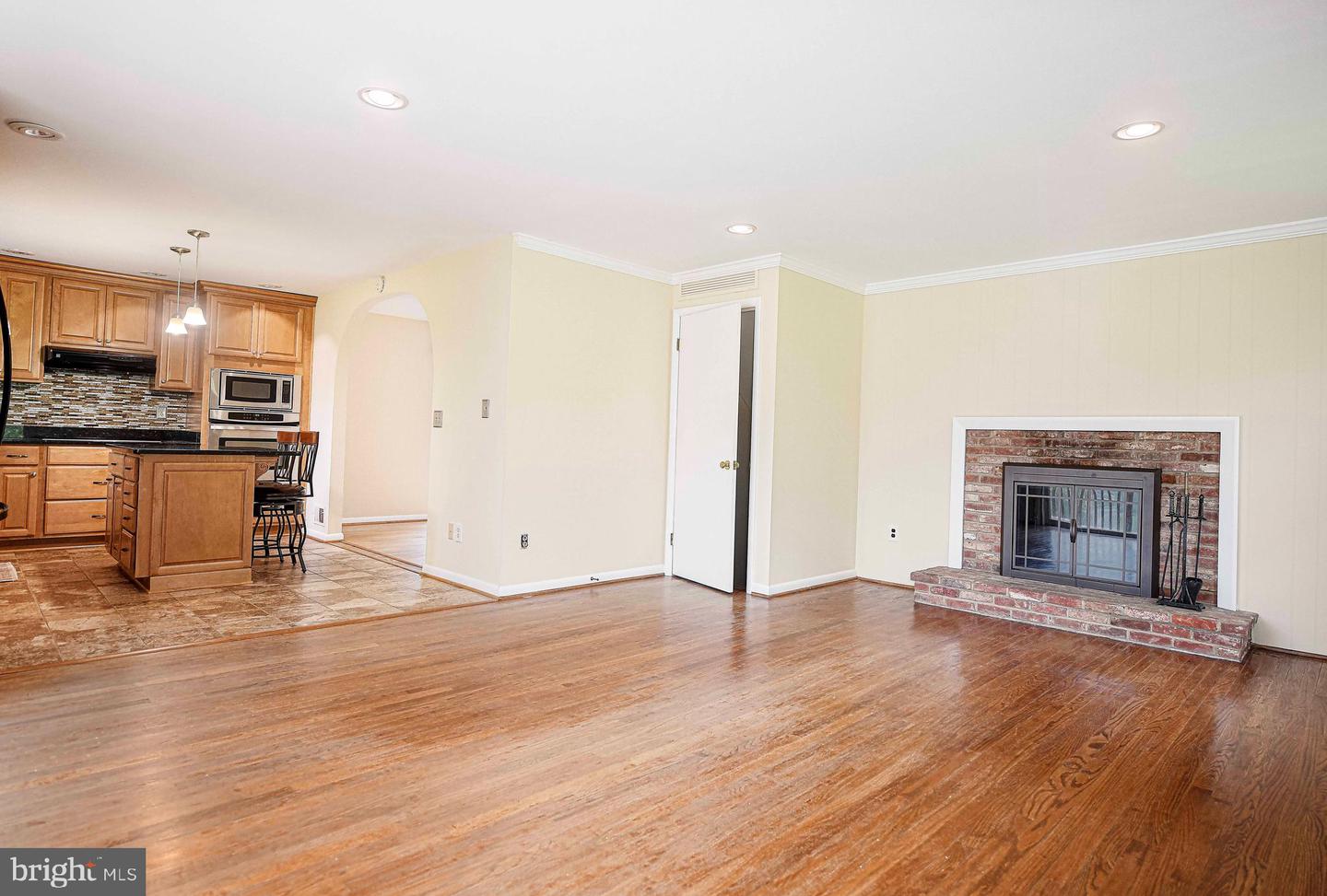 1206 E Macphail Rd Property Photo 10
