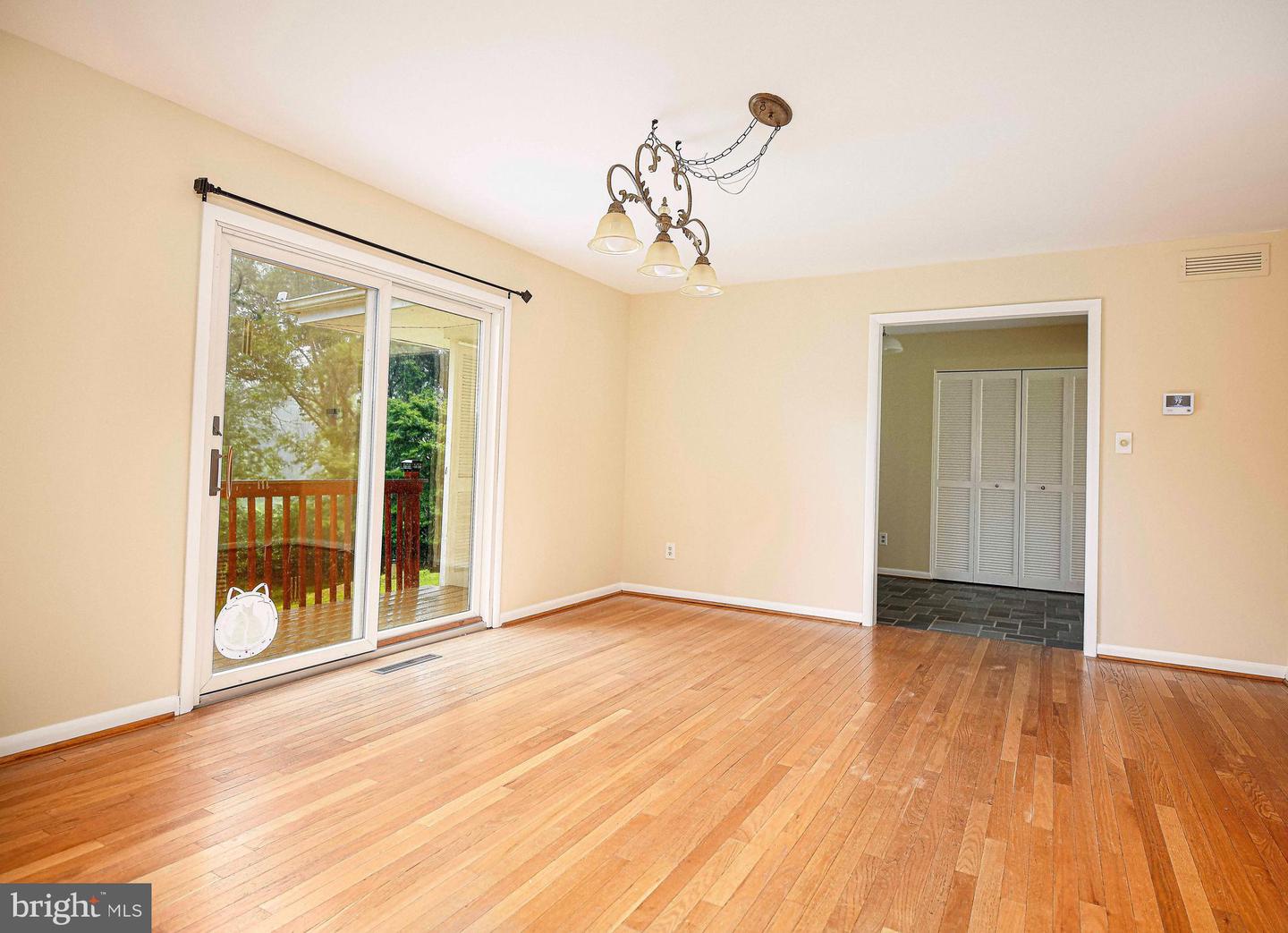 1206 E Macphail Rd Property Photo 13