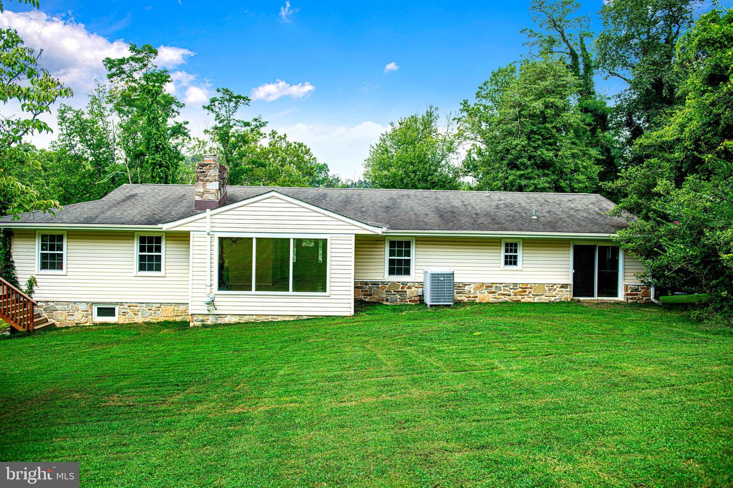 1206 E Macphail Rd Property Photo 30