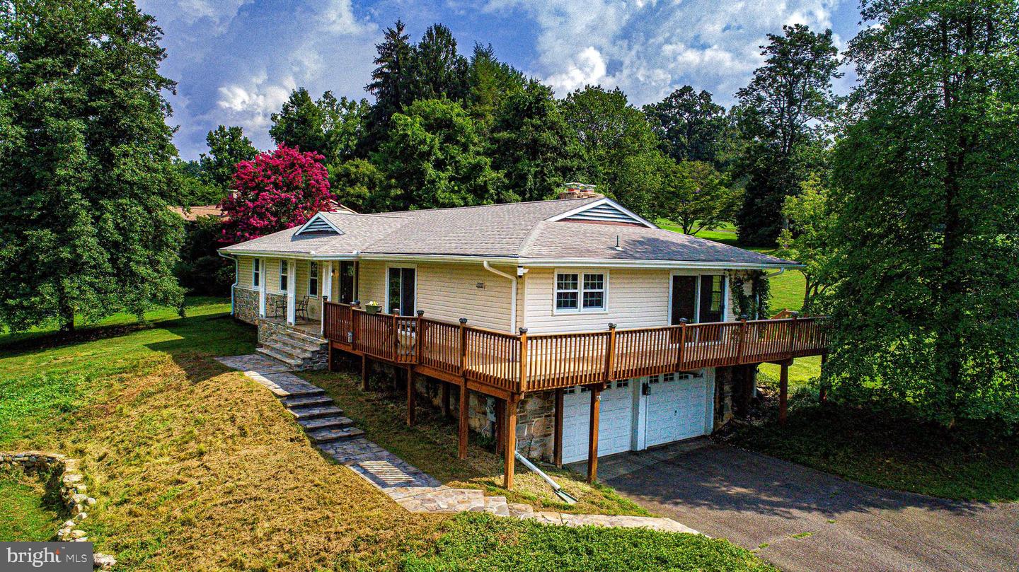1206 E Macphail Rd Property Photo 41