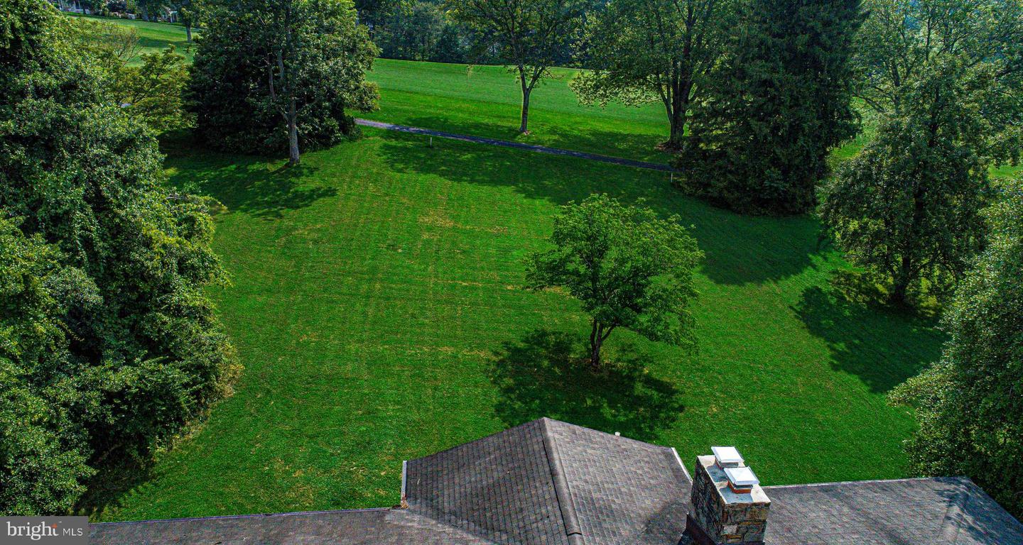 1206 E Macphail Rd Property Photo 44