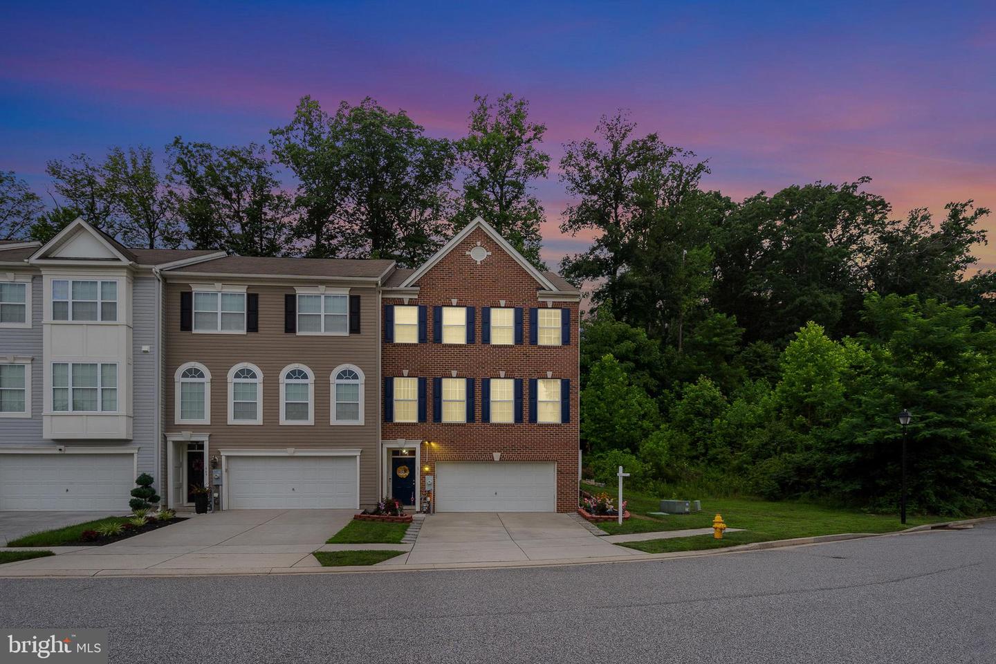 671 English Ivy Way Property Photo 1