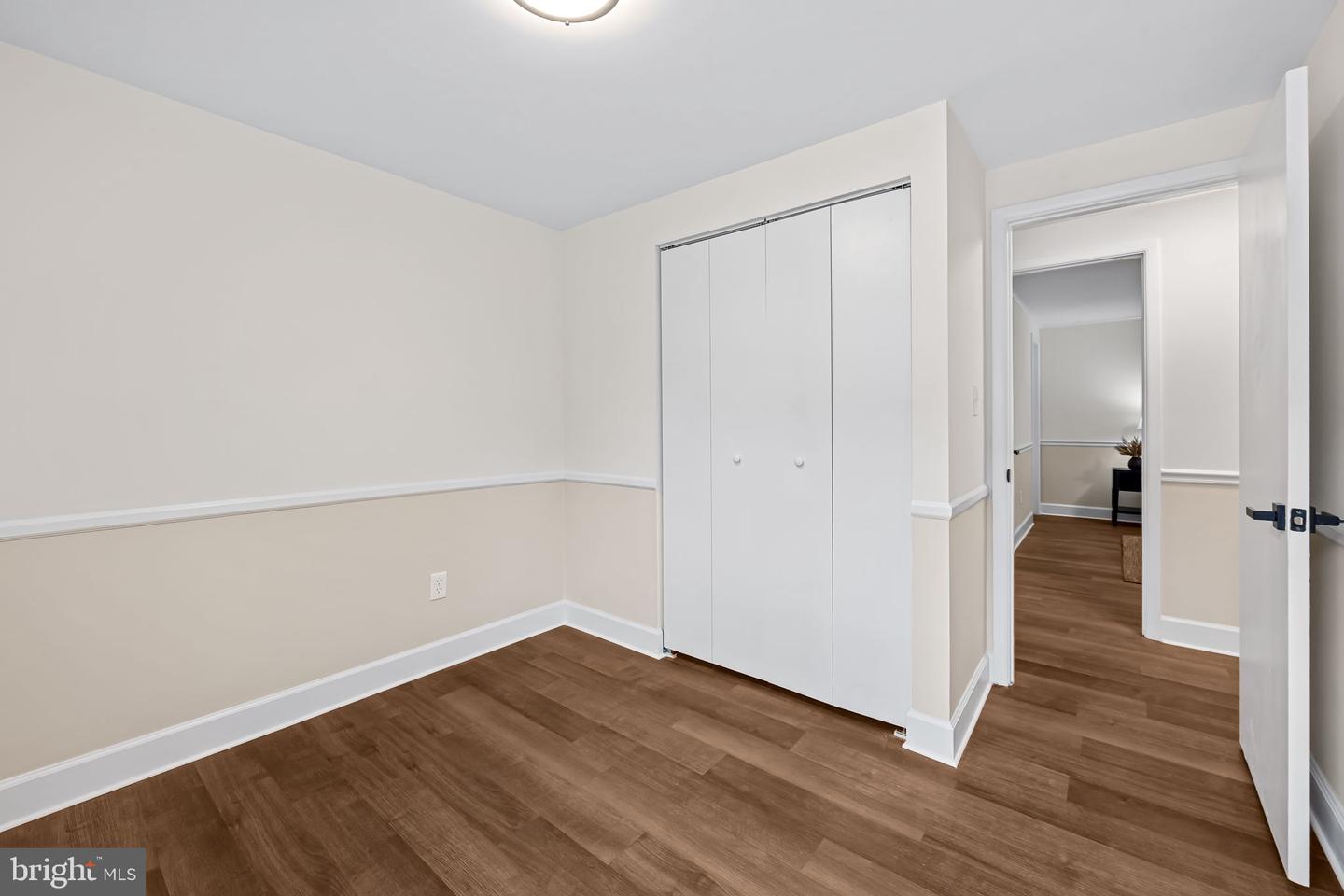 361 Stratford Ave Property Photo 25