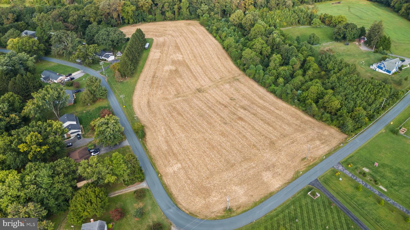 2016 Durham Rd Property Photo 1
