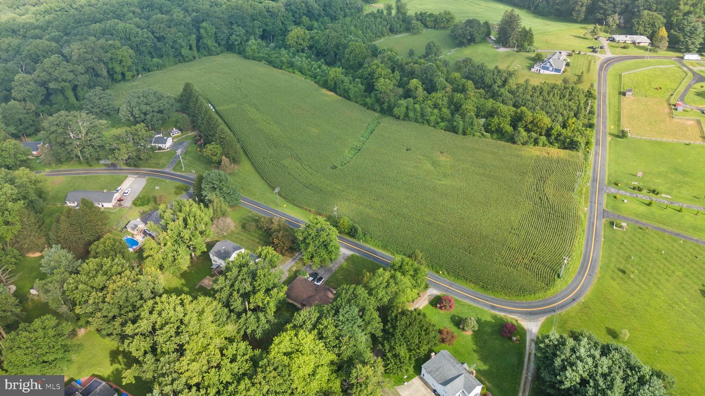 2016 Durham Rd Property Photo 37
