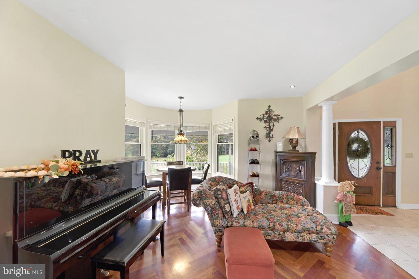 760 Gilbert Rd Property Photo 18