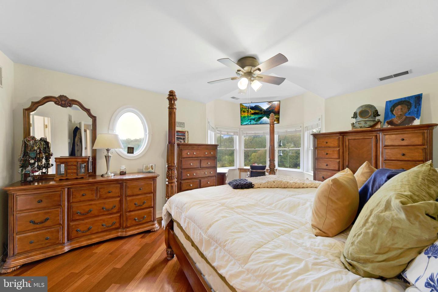 760 Gilbert Rd Property Photo 30