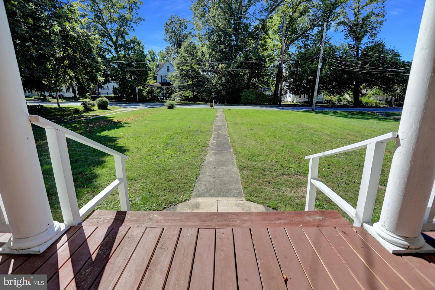 631 W Bel Air Ave Property Photo 4
