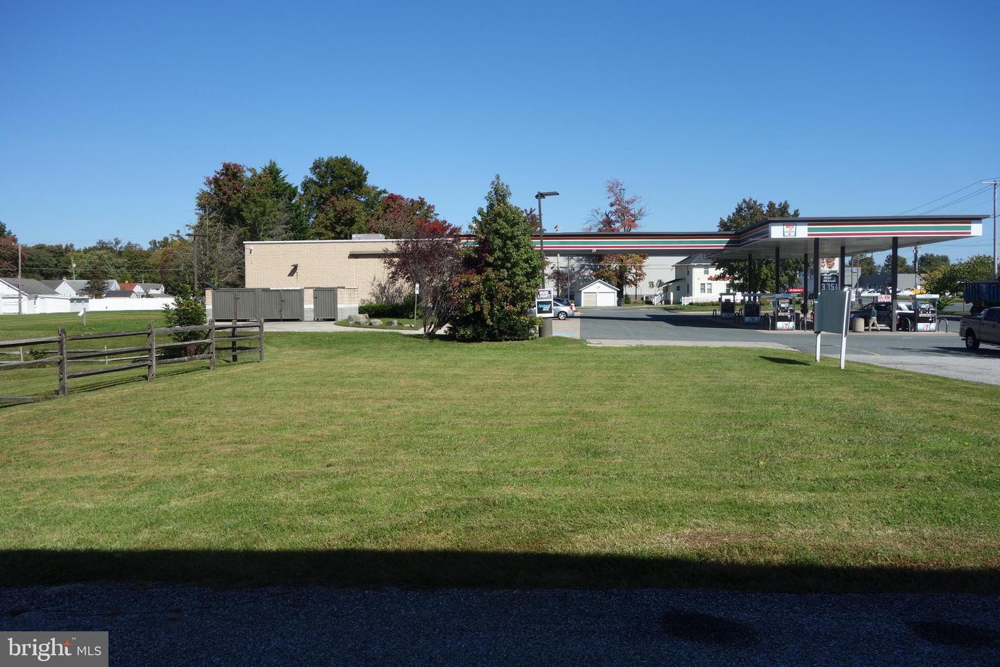 610 S Philadelphia Blvd Property Photo 3