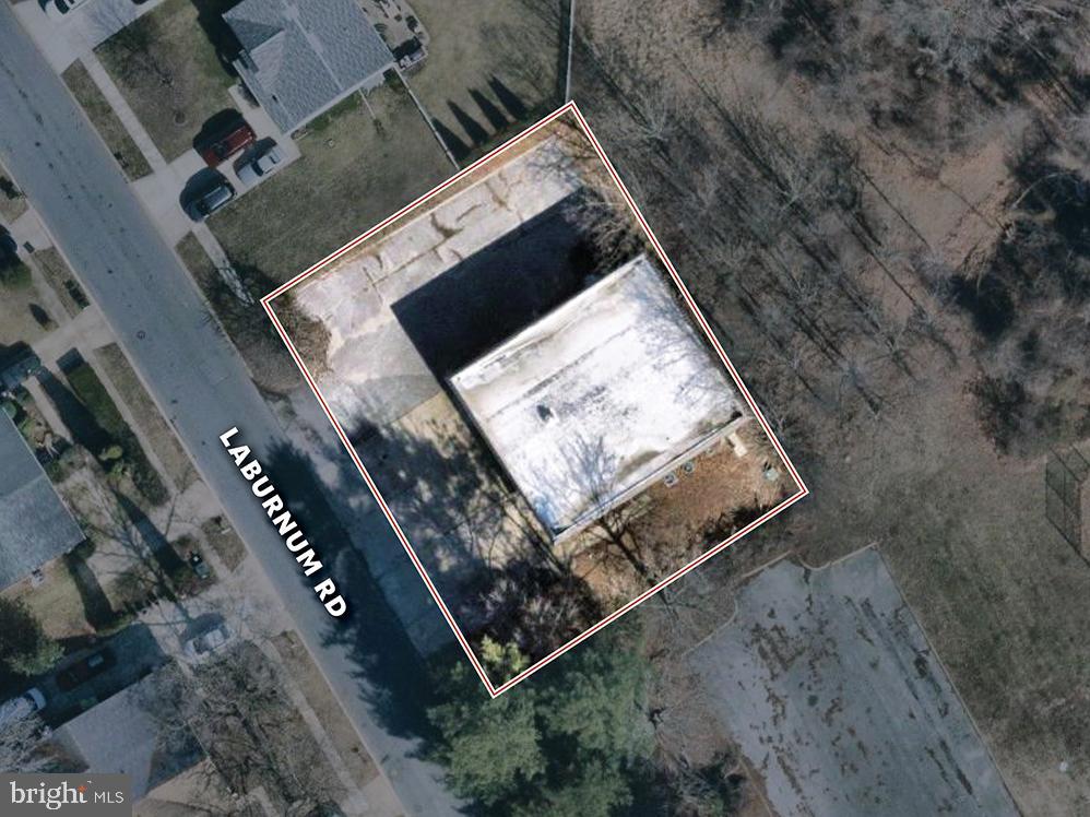 405 Laburnum Rd Property Photo 3