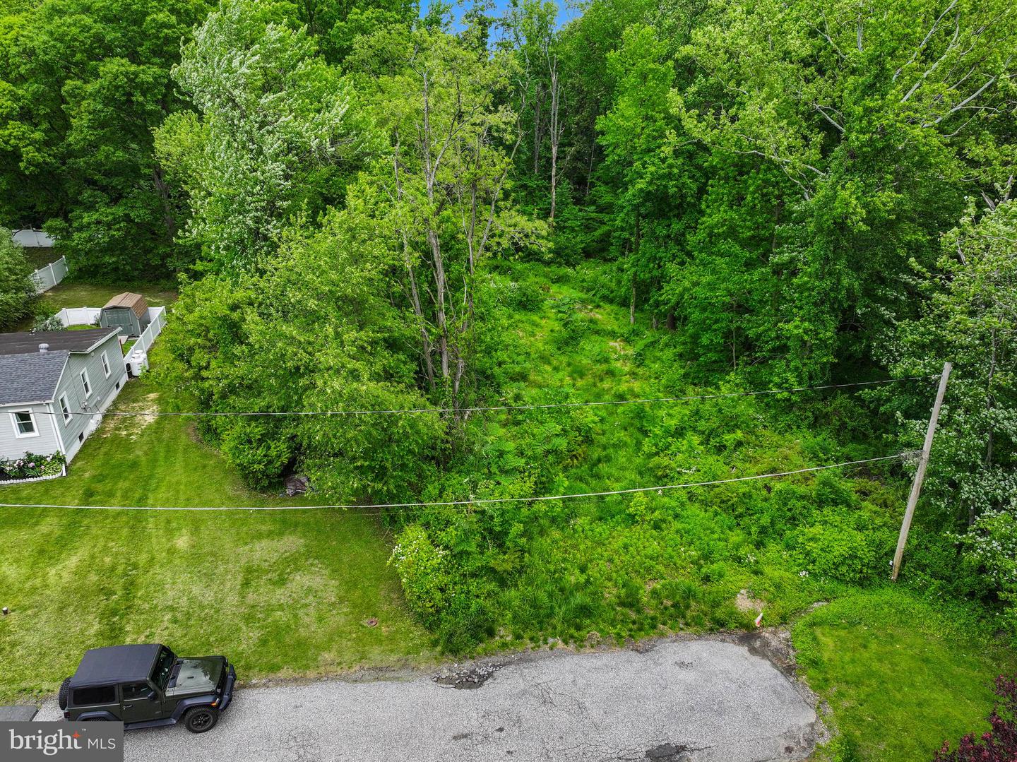 Evan Ave Property Photo 26