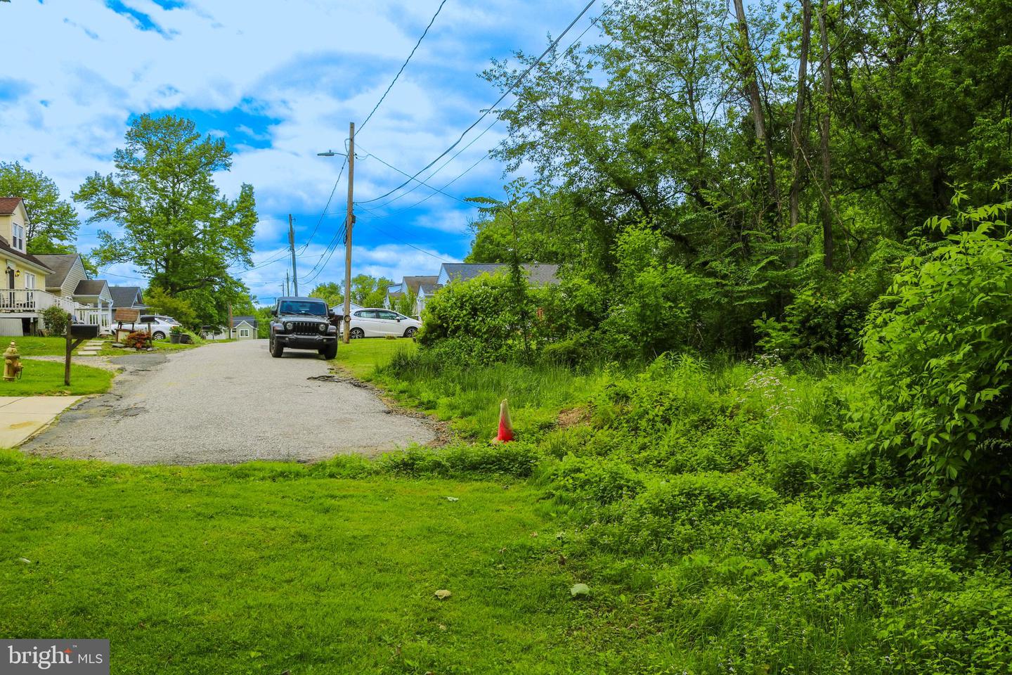 Evan Ave Property Photo 49