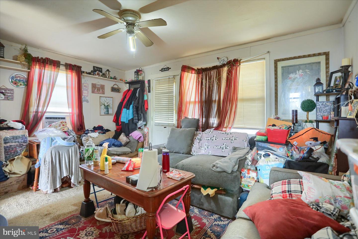 40 Aberdeen Ave Property Photo 6