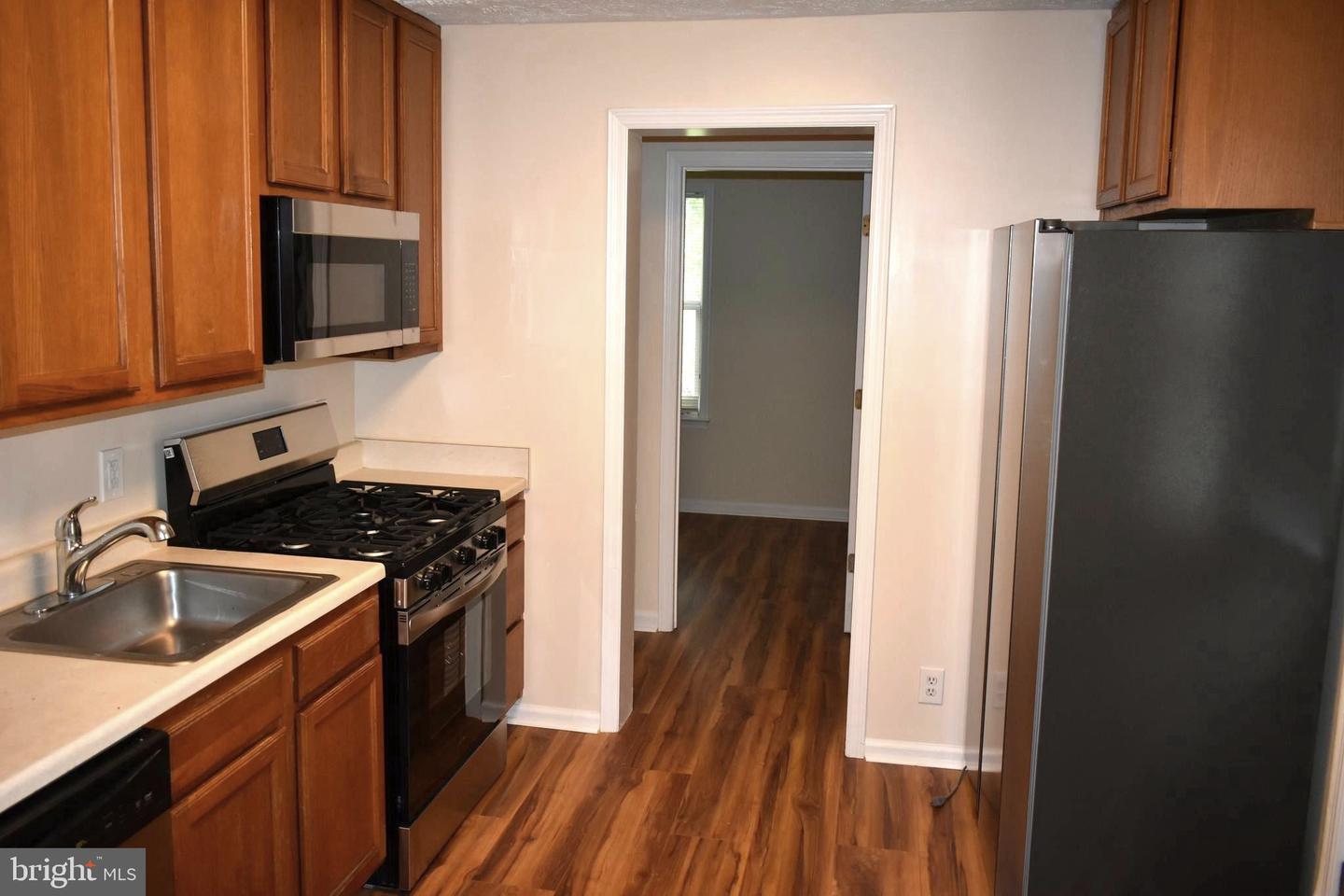 50 Liberty St Property Photo 3