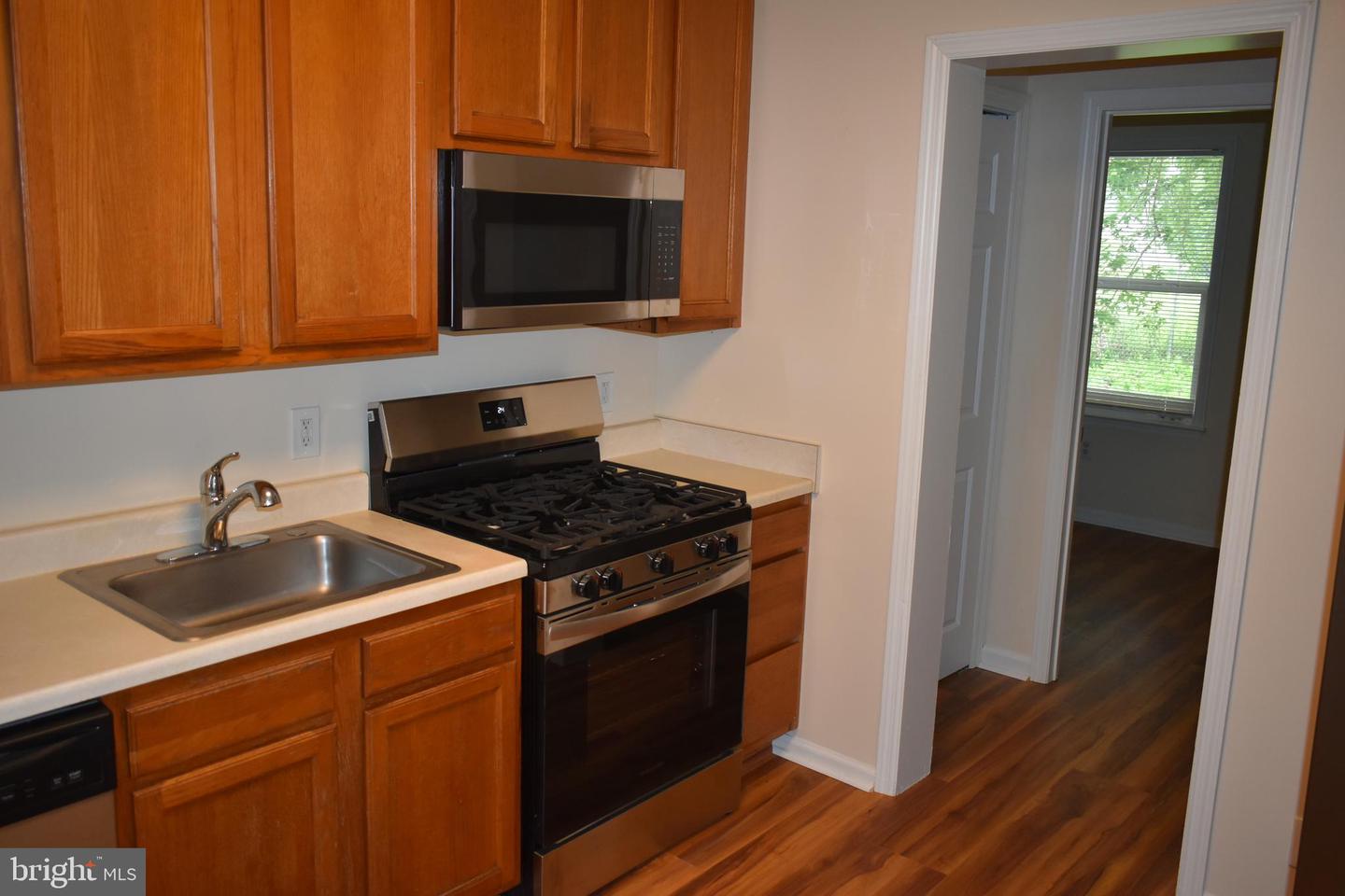 50 Liberty St Property Photo 4