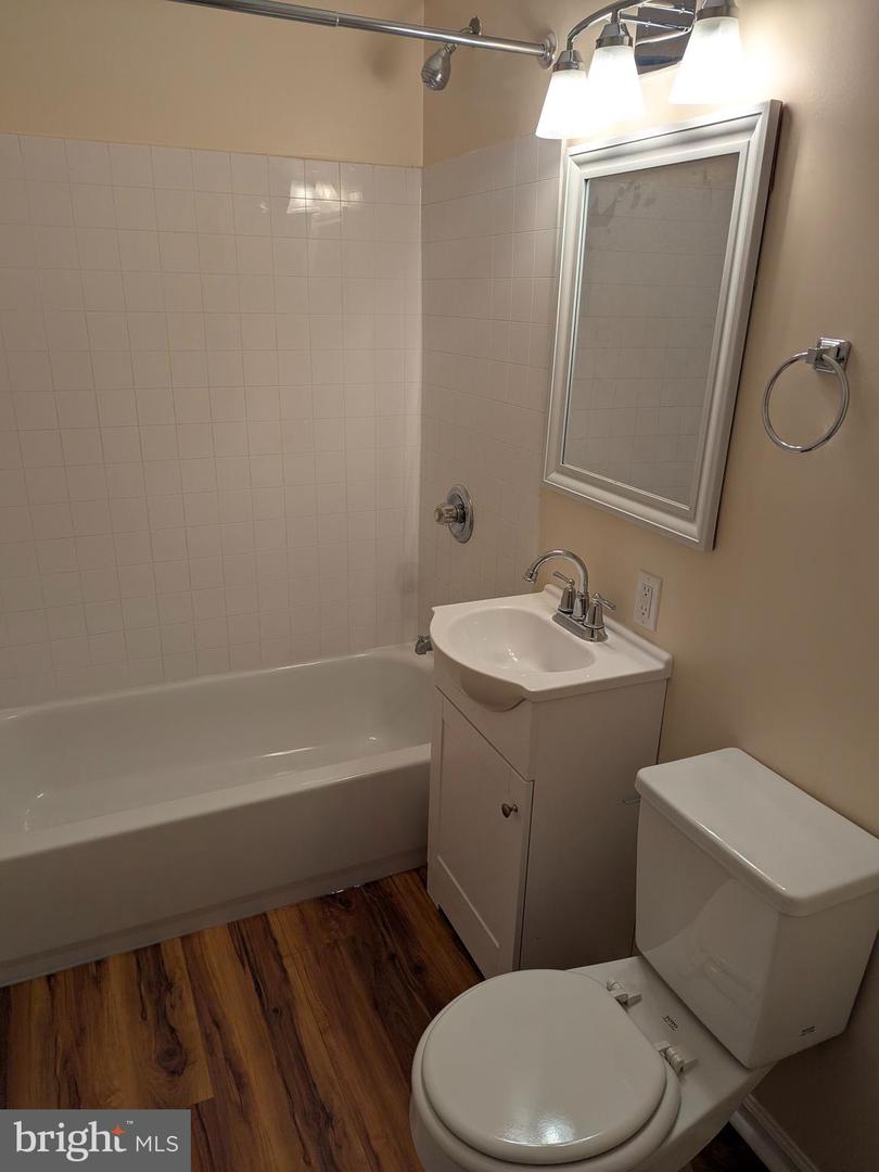 50 Liberty St Property Photo 5