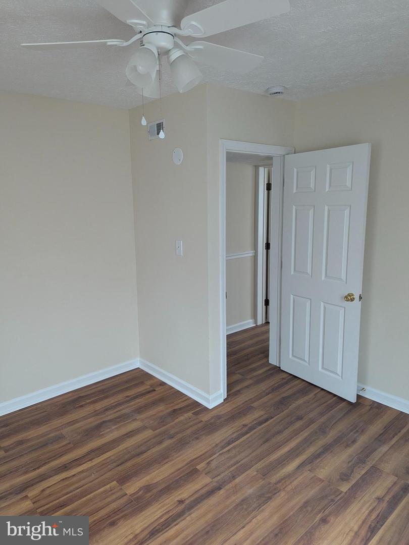 50 Liberty St Property Photo 13
