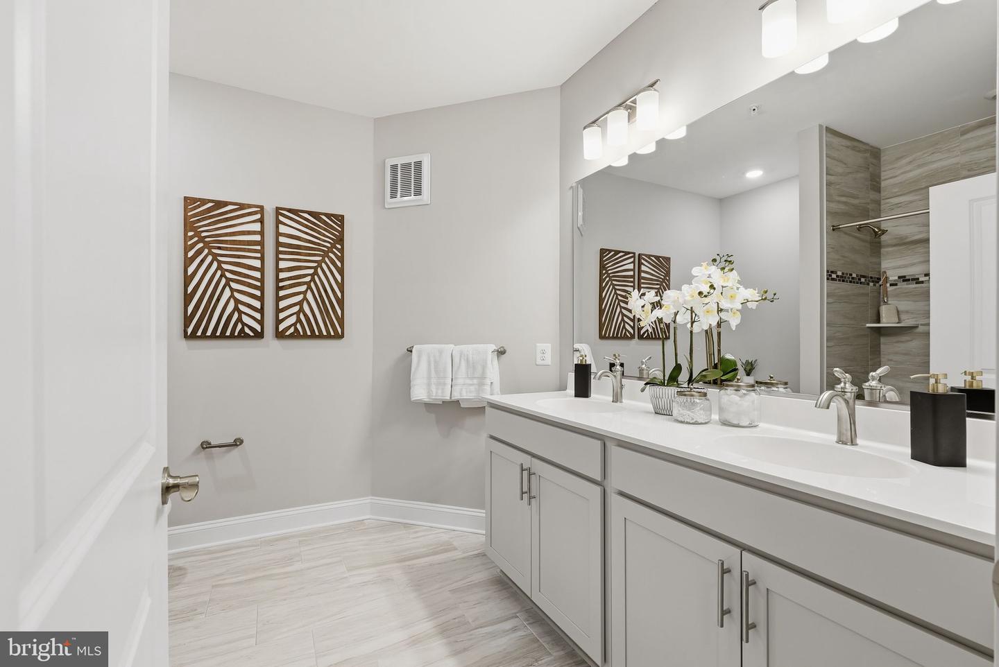 406 Bold Ruler Ct #302 Property Photo 4
