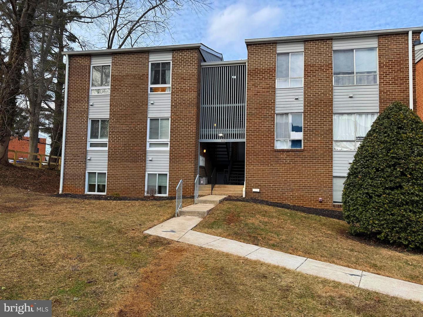 445 MOORES MILL RD #445-2