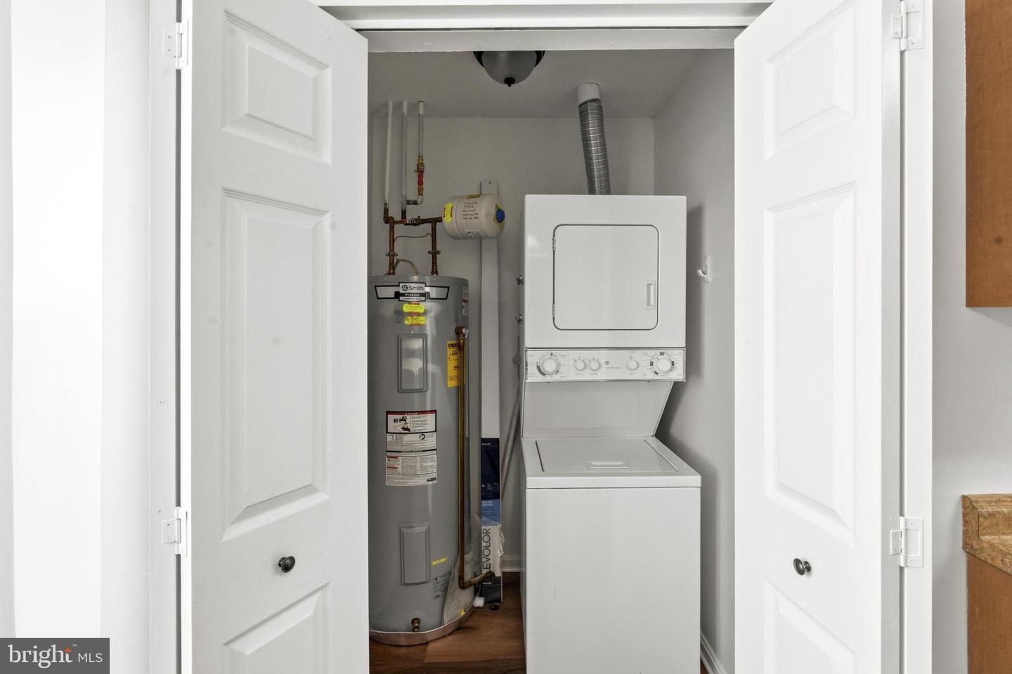 3402 Tulleys Pointe Ct #1a Property Photo 11