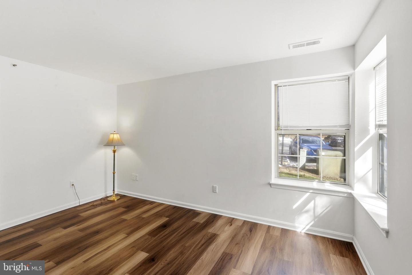 3402 Tulleys Pointe Ct #1a Property Photo 17