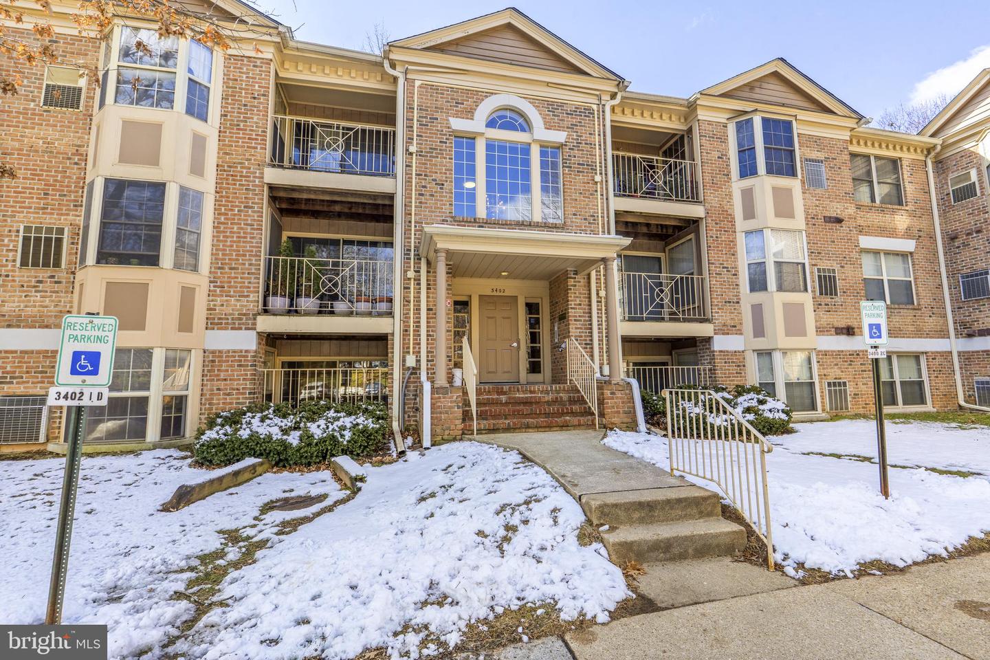 3402 Tulleys Pointe Ct #1a Property Photo 28