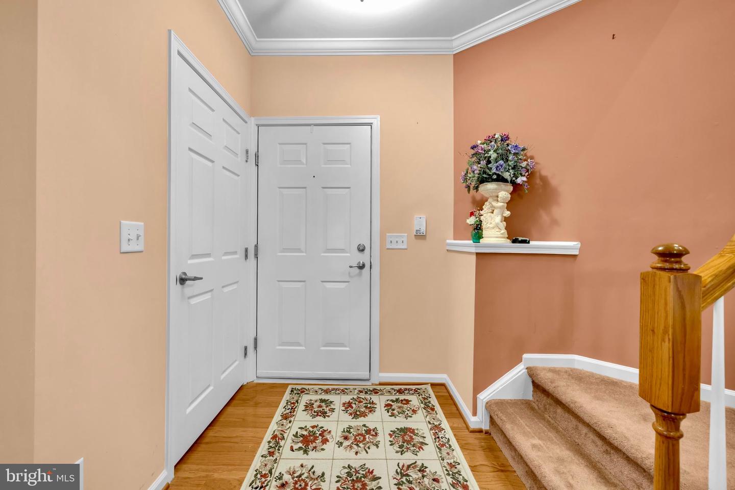 259 Beckenham Cir #404 Property Photo 5
