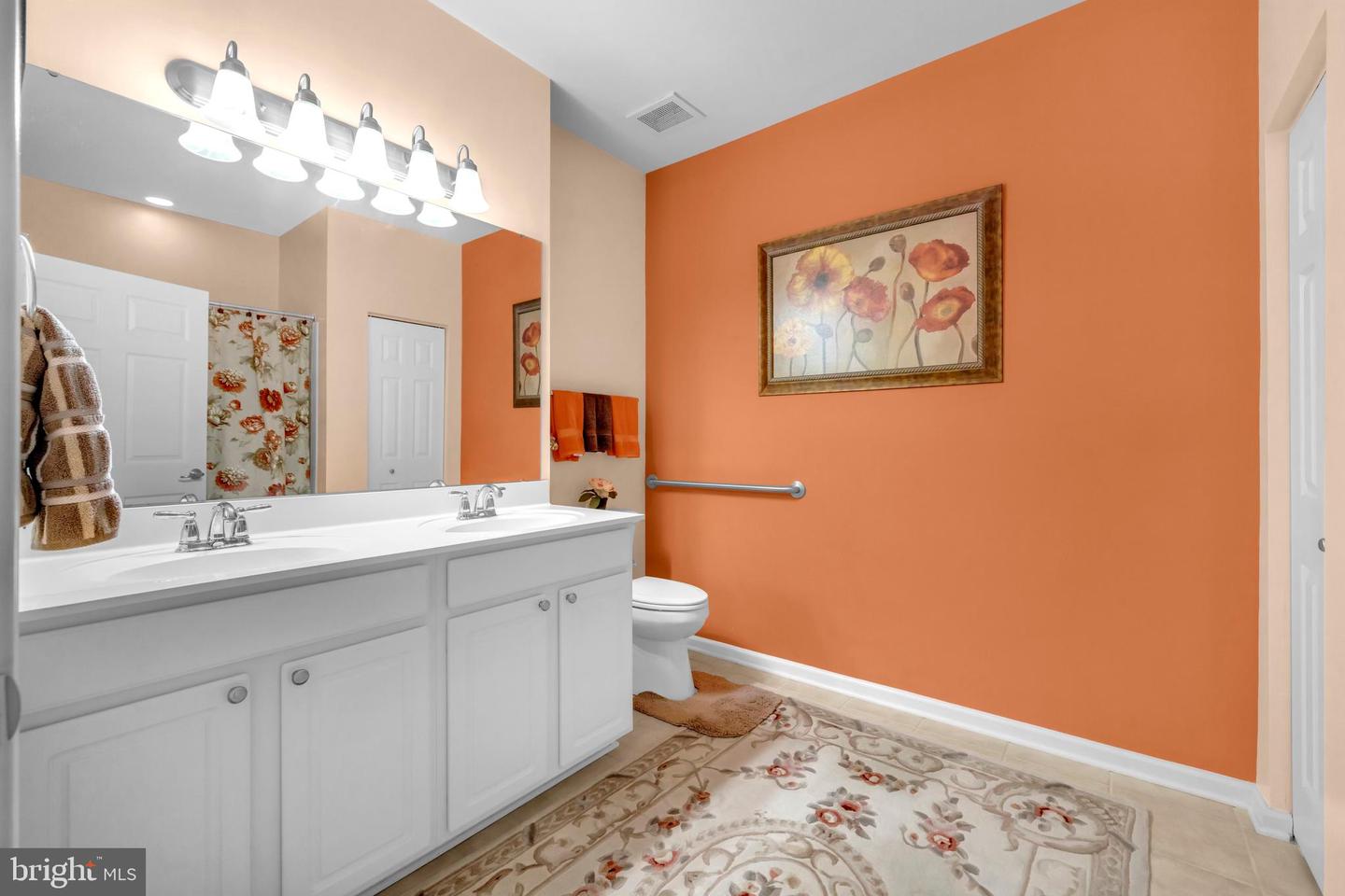 259 Beckenham Cir #404 Property Photo 21