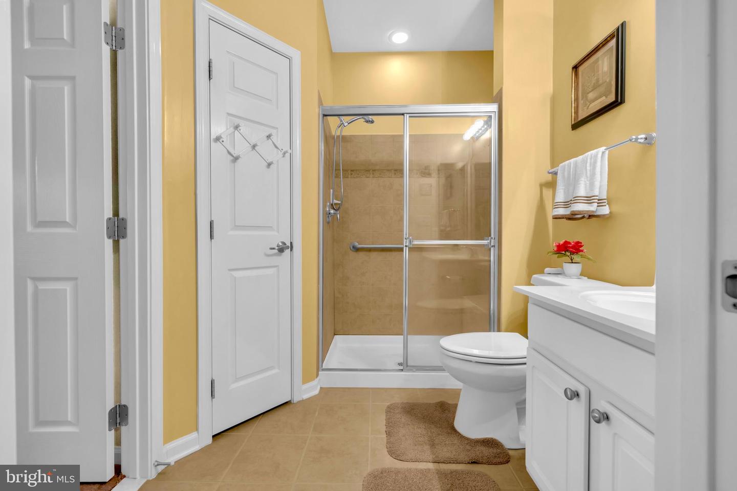259 Beckenham Cir #404 Property Photo 25