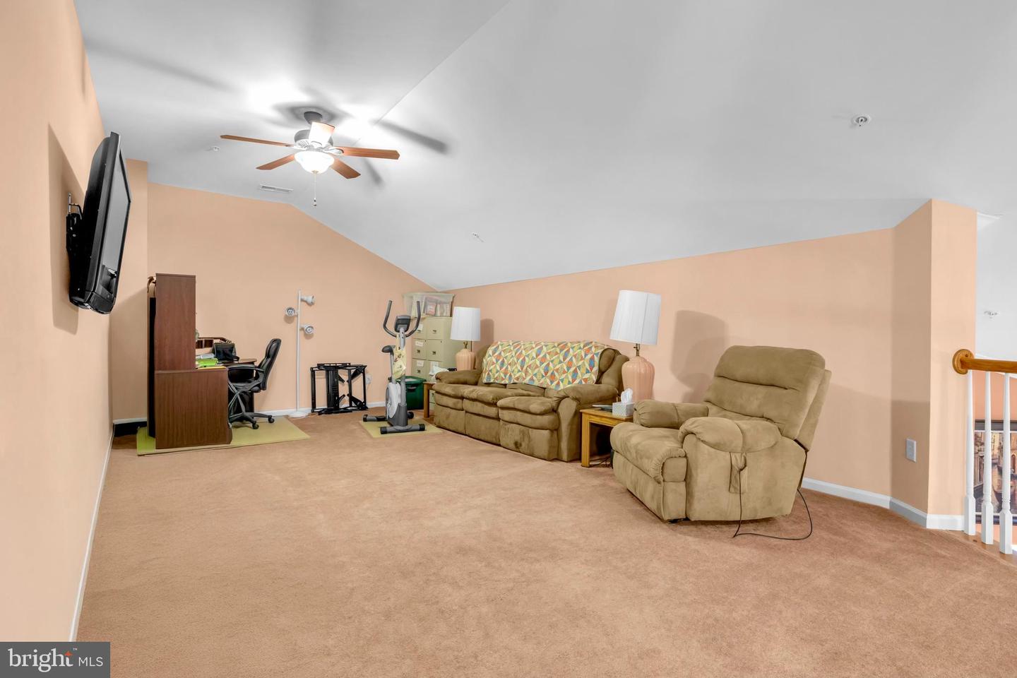 259 Beckenham Cir #404 Property Photo 28