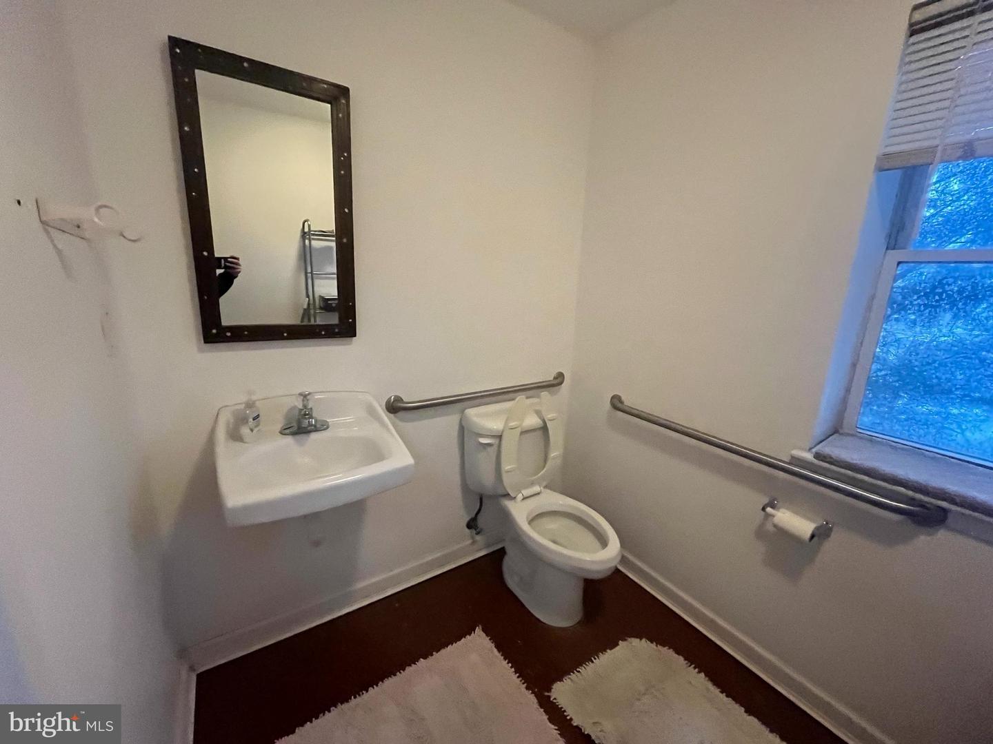 426 S Main St #202 Property Photo 11