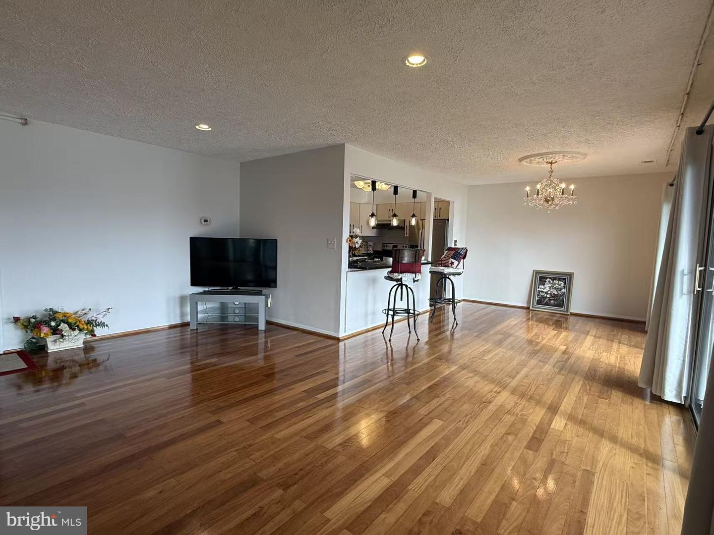 532 Riviera Dr #532-b Property Photo 7