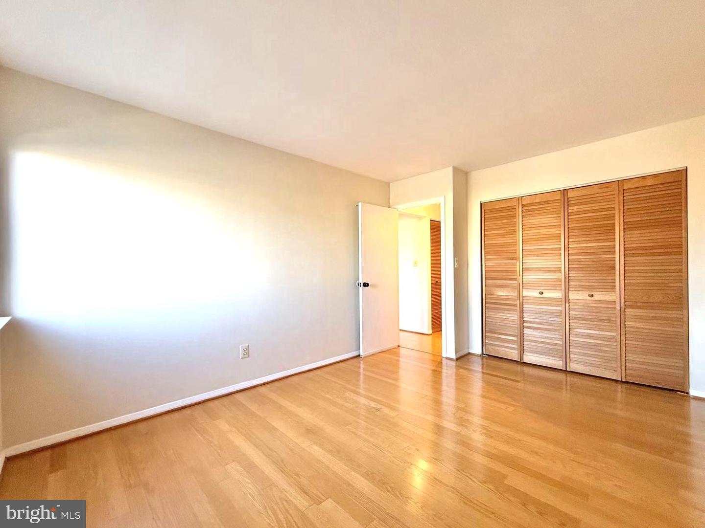 532 Riviera Dr #532-b Property Photo 19