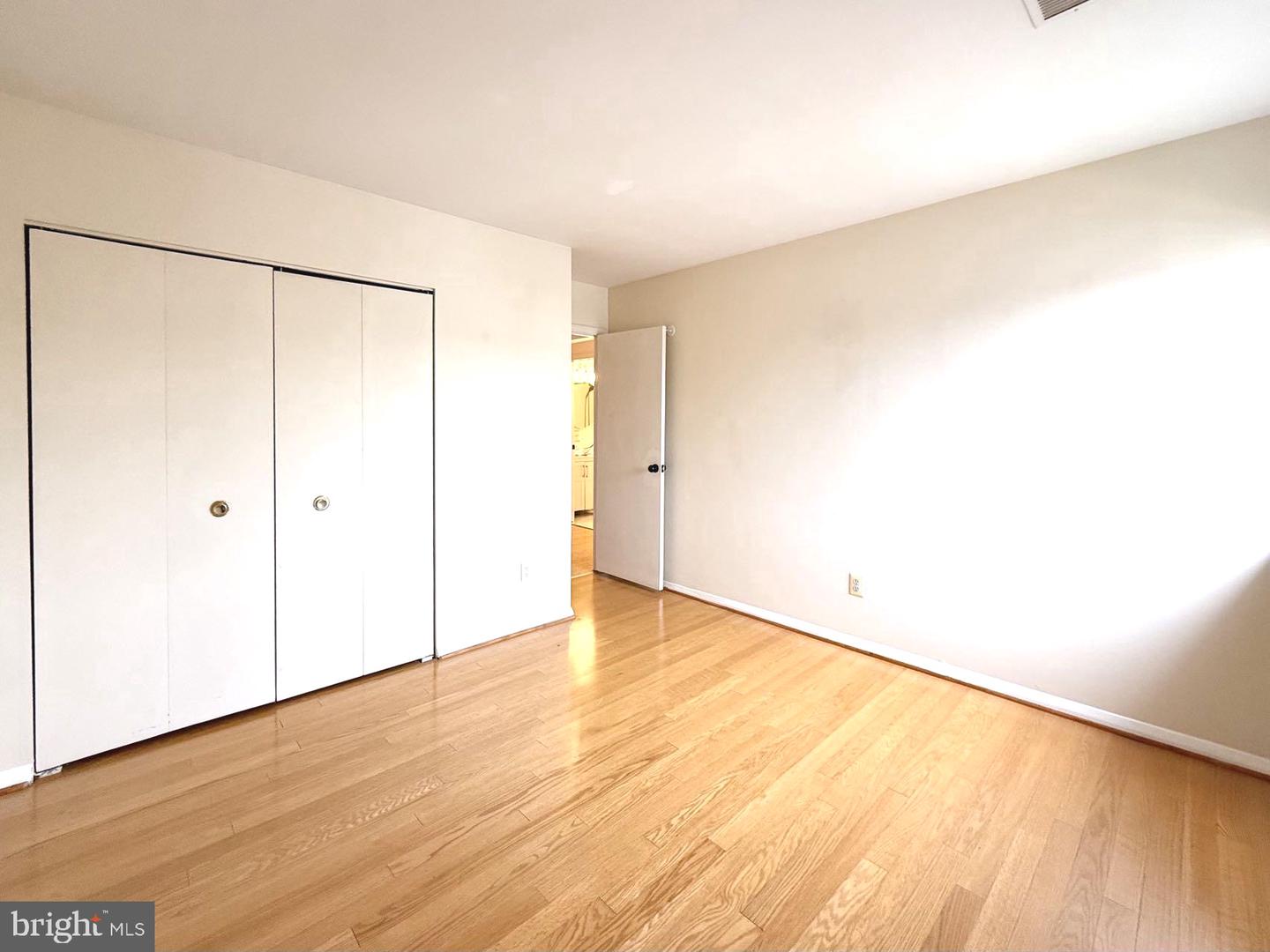 532 Riviera Dr #532-b Property Photo 22
