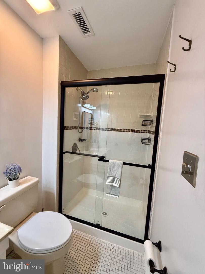 532 Riviera Dr #532-b Property Photo 27