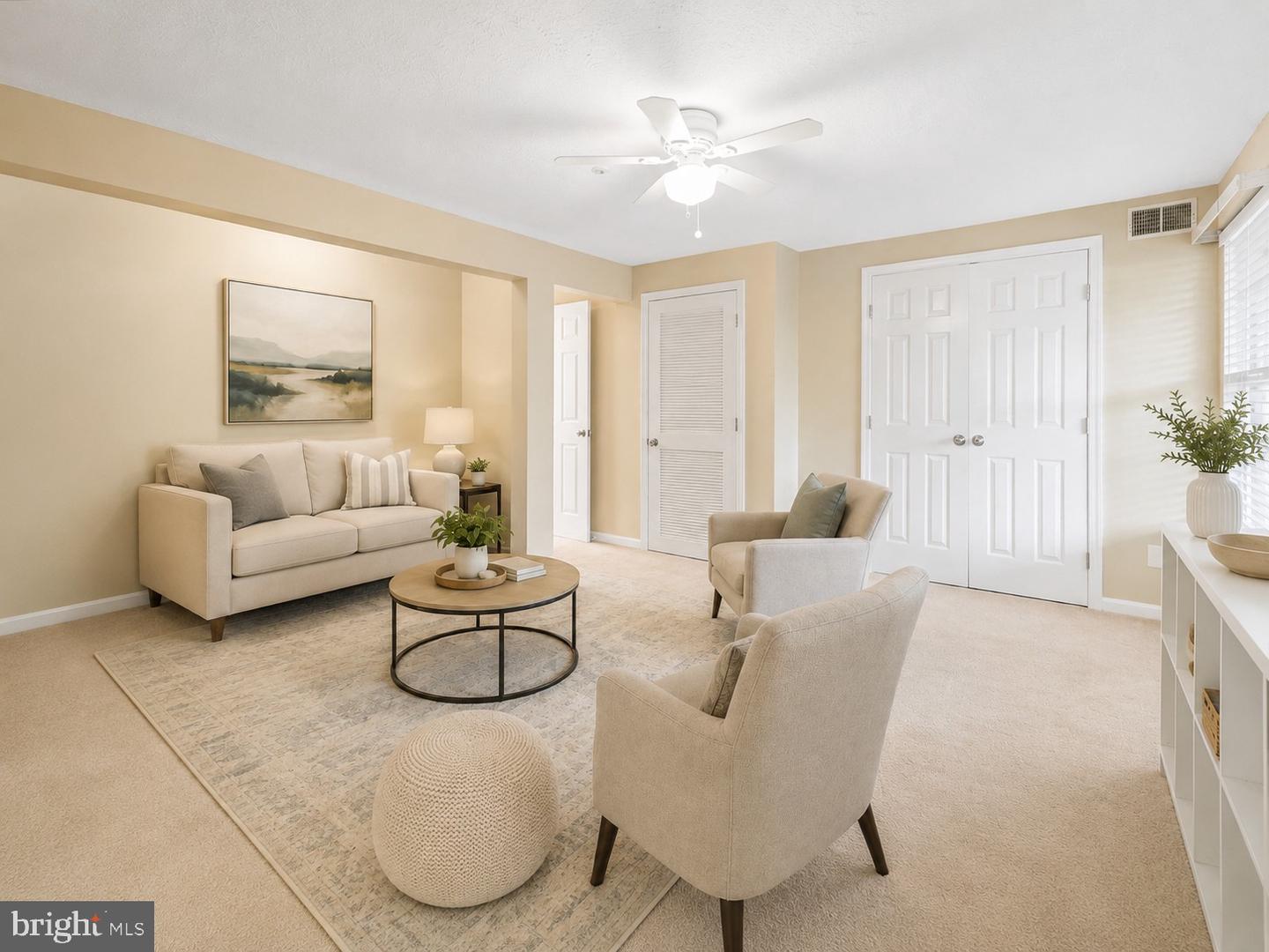 998 Jessicas Ct #2 Property Photo 19