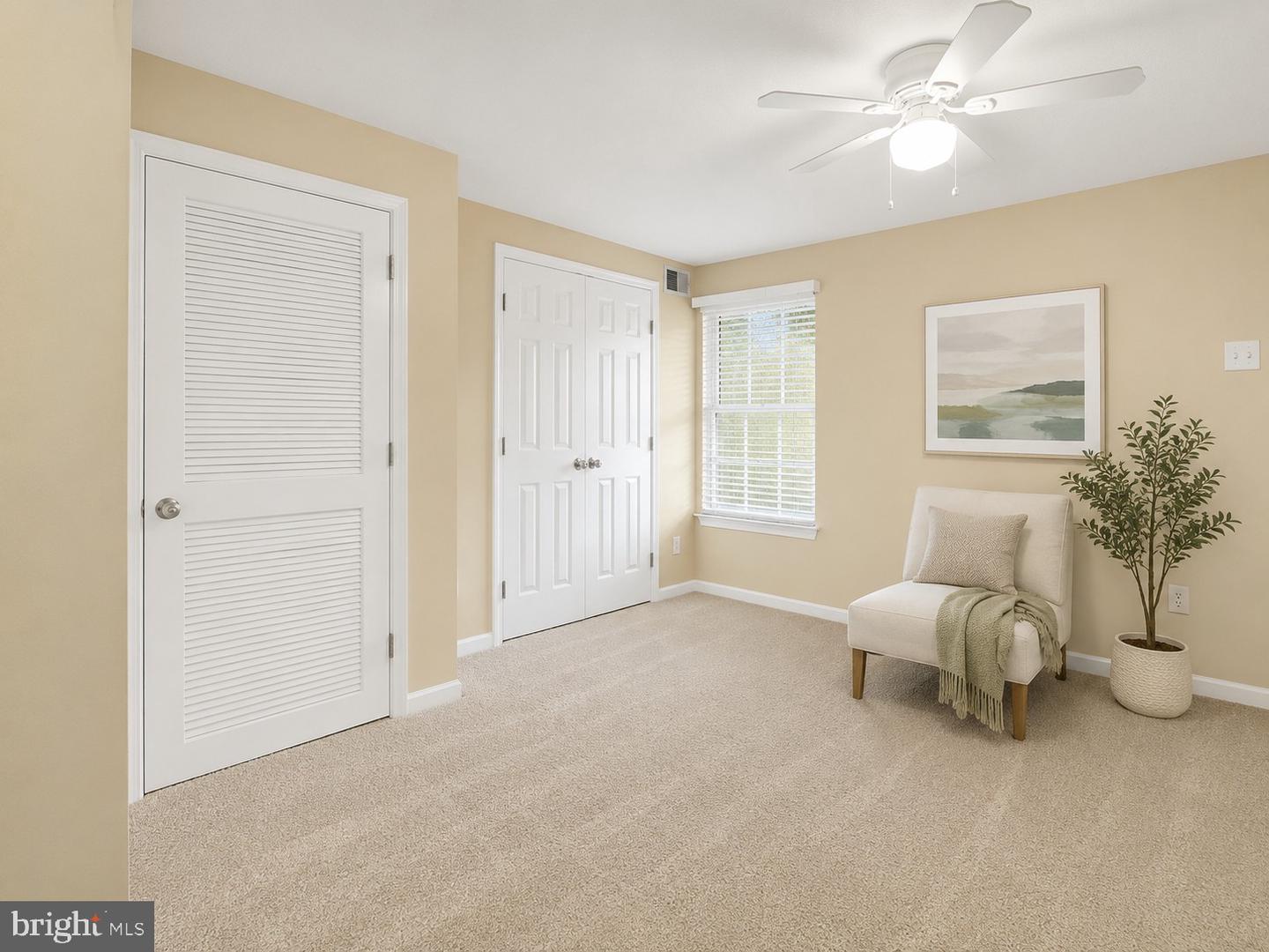 998 Jessicas Ct #2 Property Photo 20
