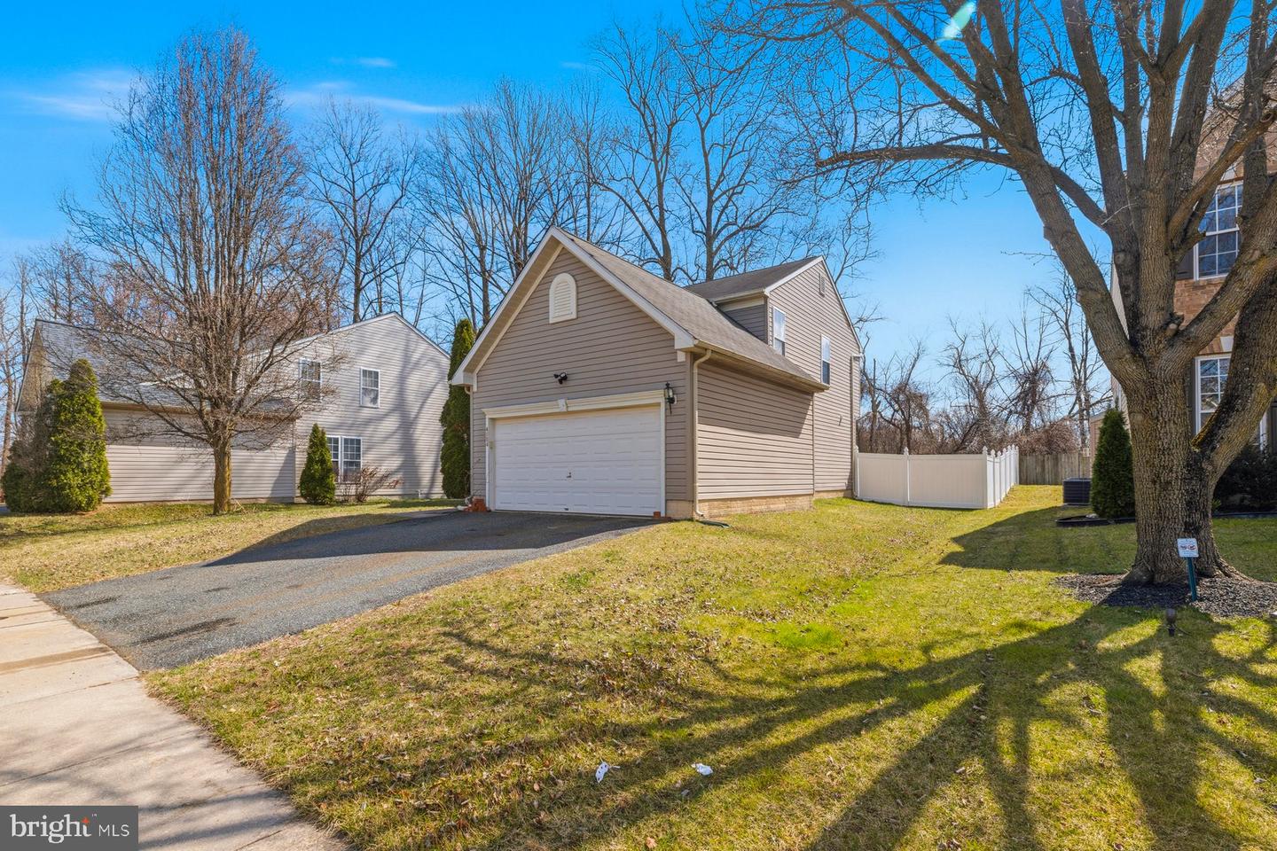 4054 Smiths Landing Ct Property Photo 2