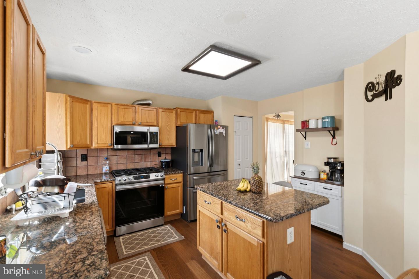 4054 Smiths Landing Ct Property Photo 3