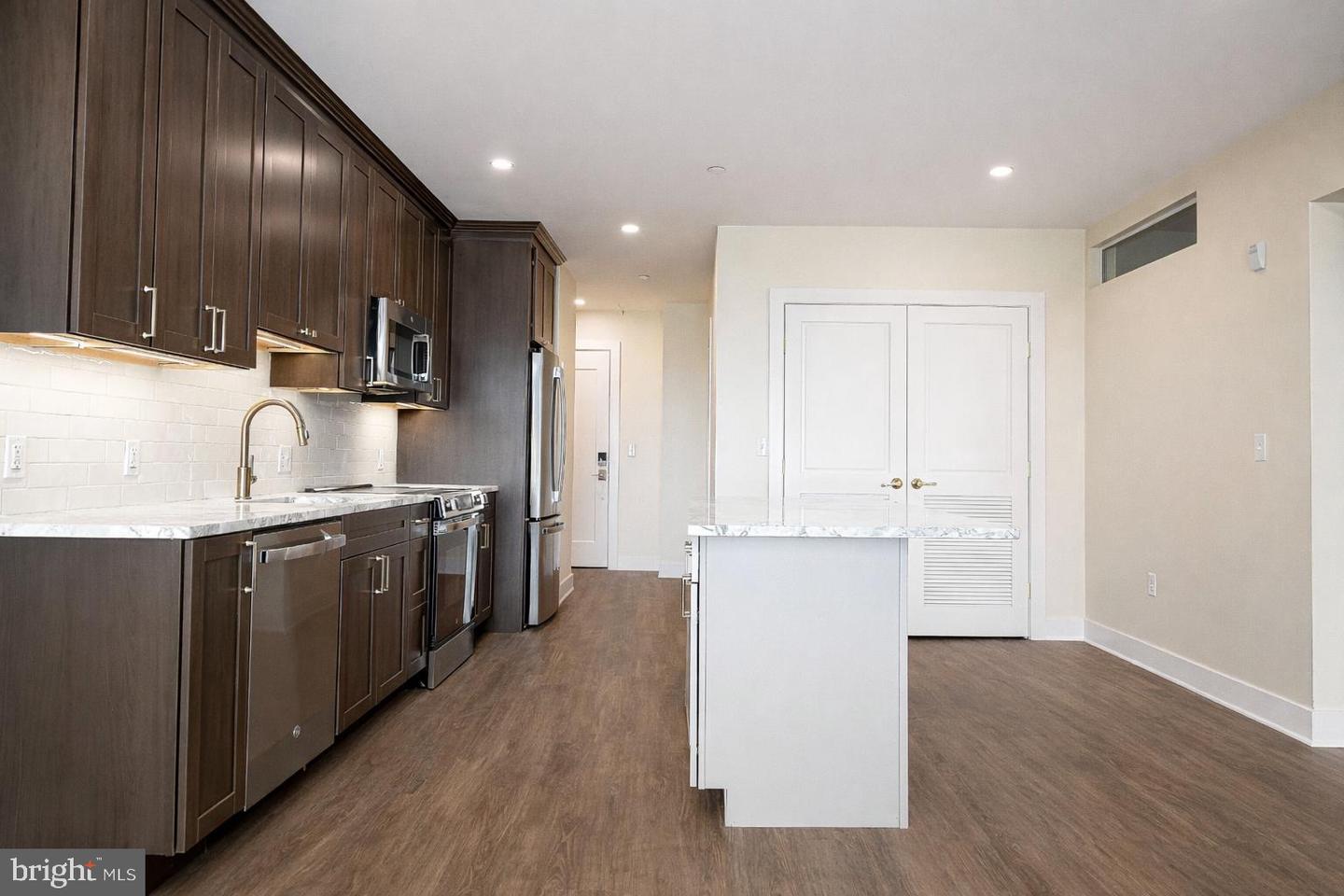 128 N Bond St #201 Property Photo 20