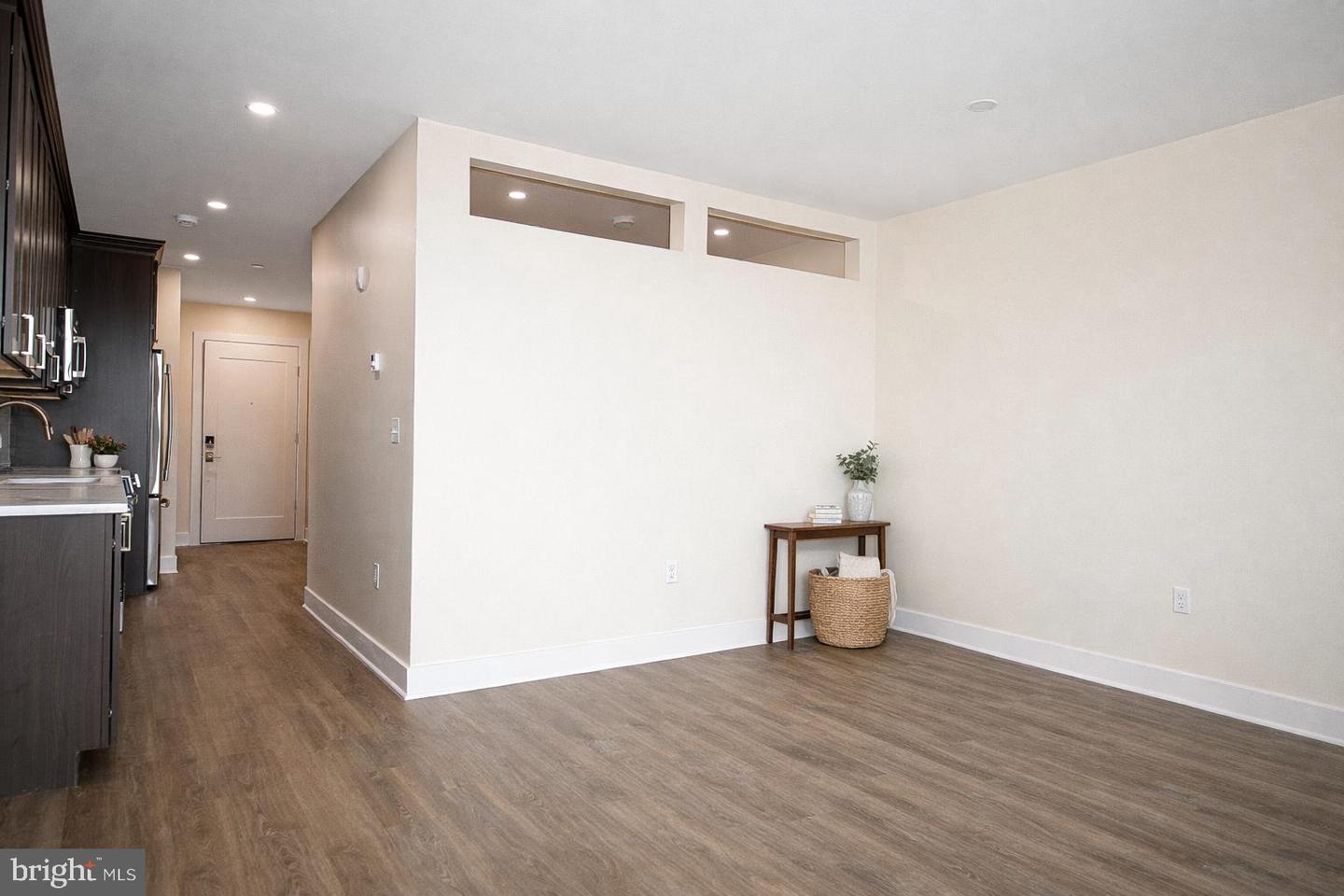 128 N Bond St #208 Property Photo 12