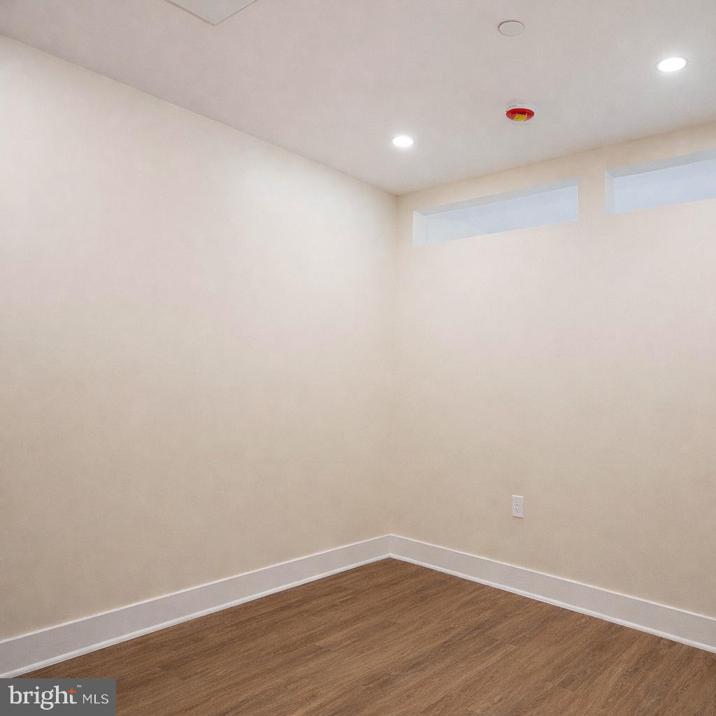 128 N Bond St #208 Property Photo 13