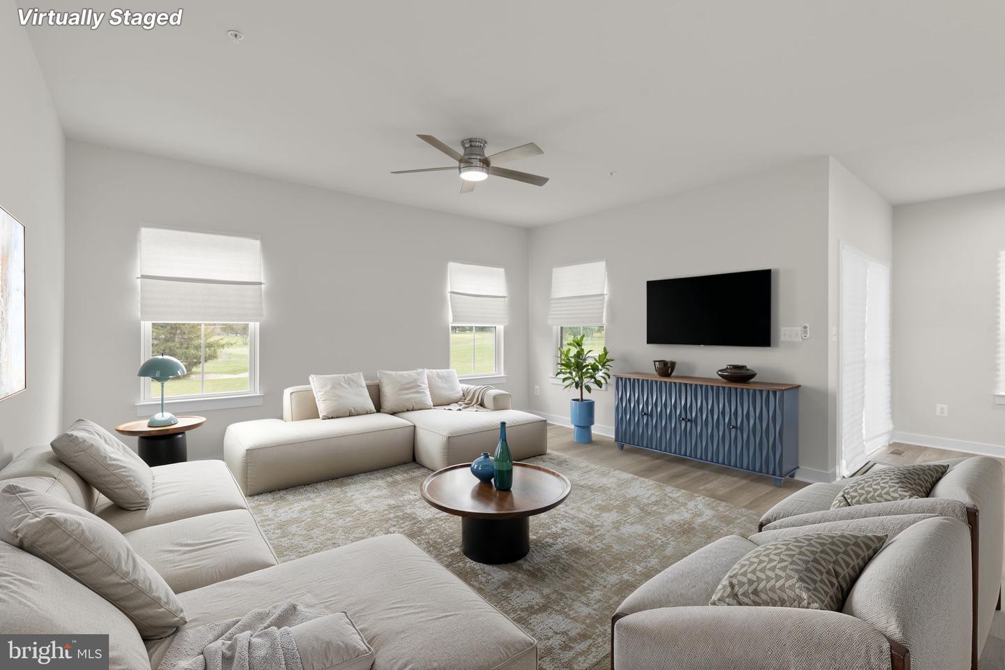 747 Sagebrush Loop Property Photo 3
