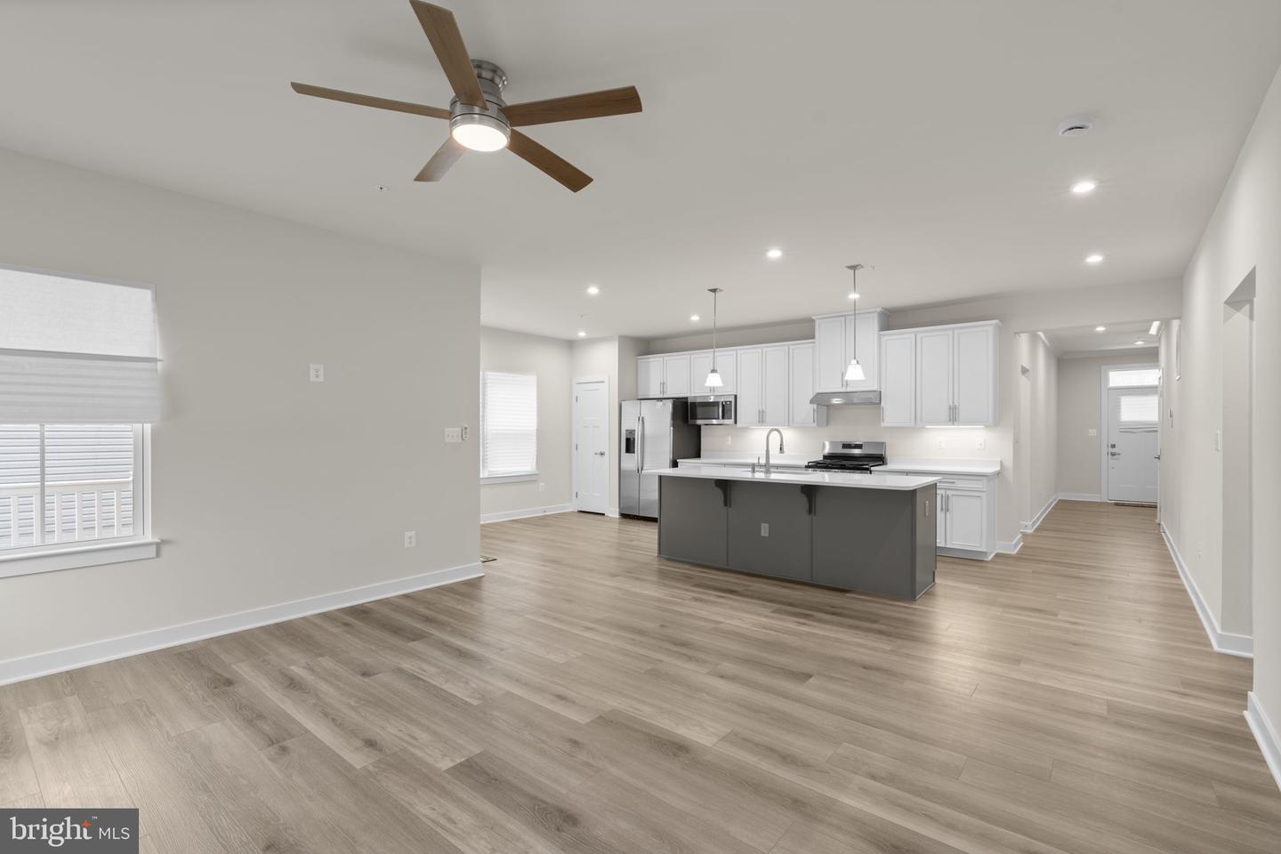 747 Sagebrush Loop Property Photo 8