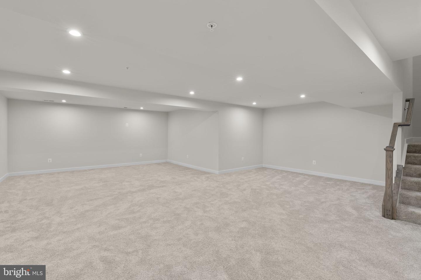 747 Sagebrush Loop Property Photo 32